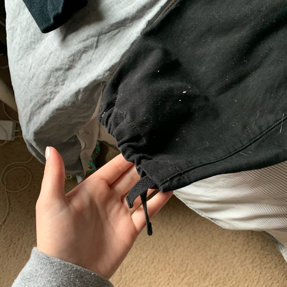 SOLD ‼️‼️ -TNA BLACK CARGO PANTS - Picture 8 of 13